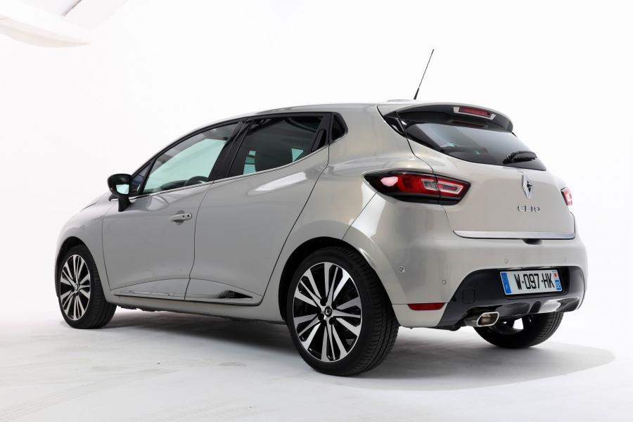  Renault Clio Initiale Paris 2016 года  (WW) (фото 10 из 18)